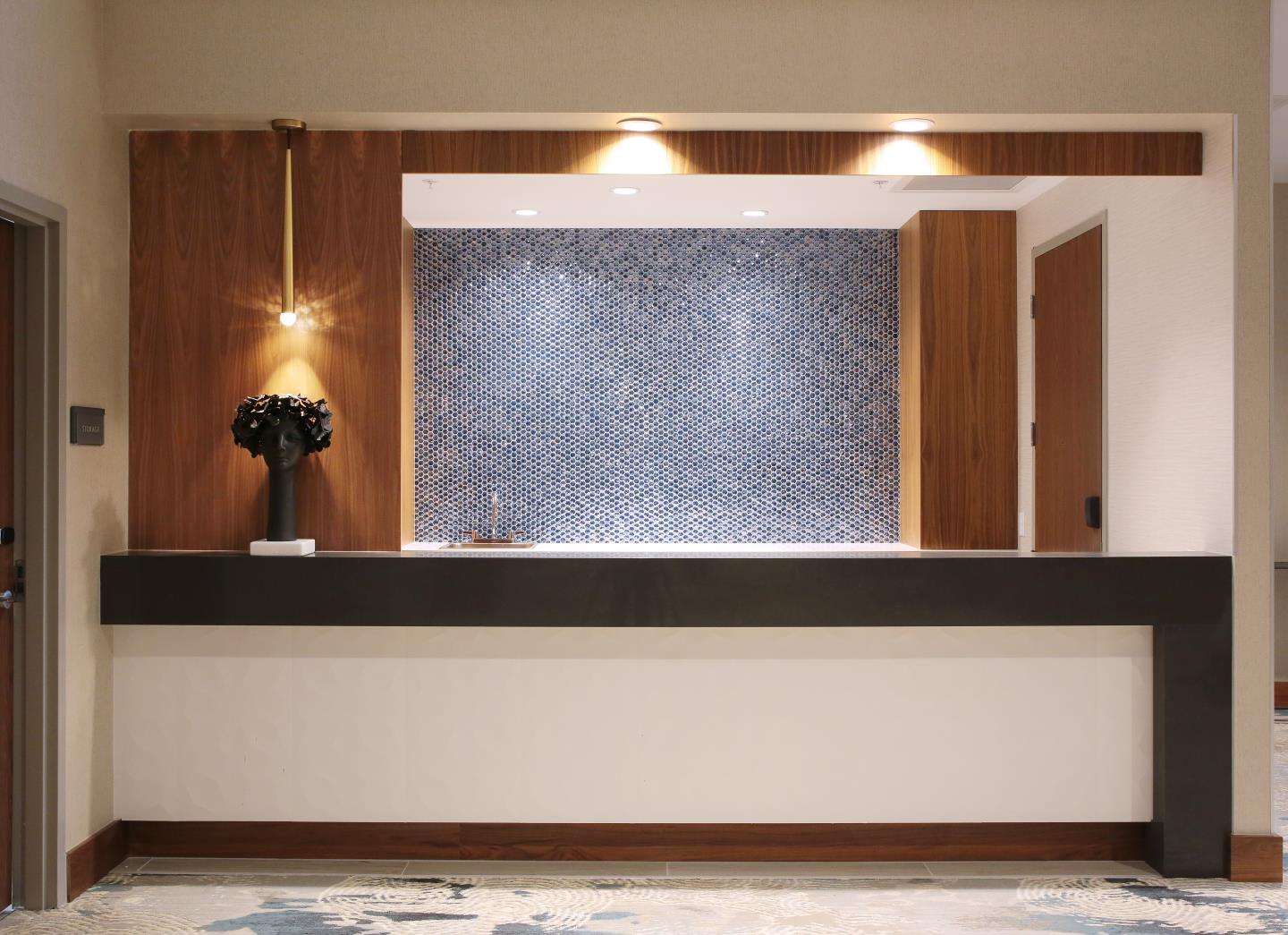 DoubleTree community bar